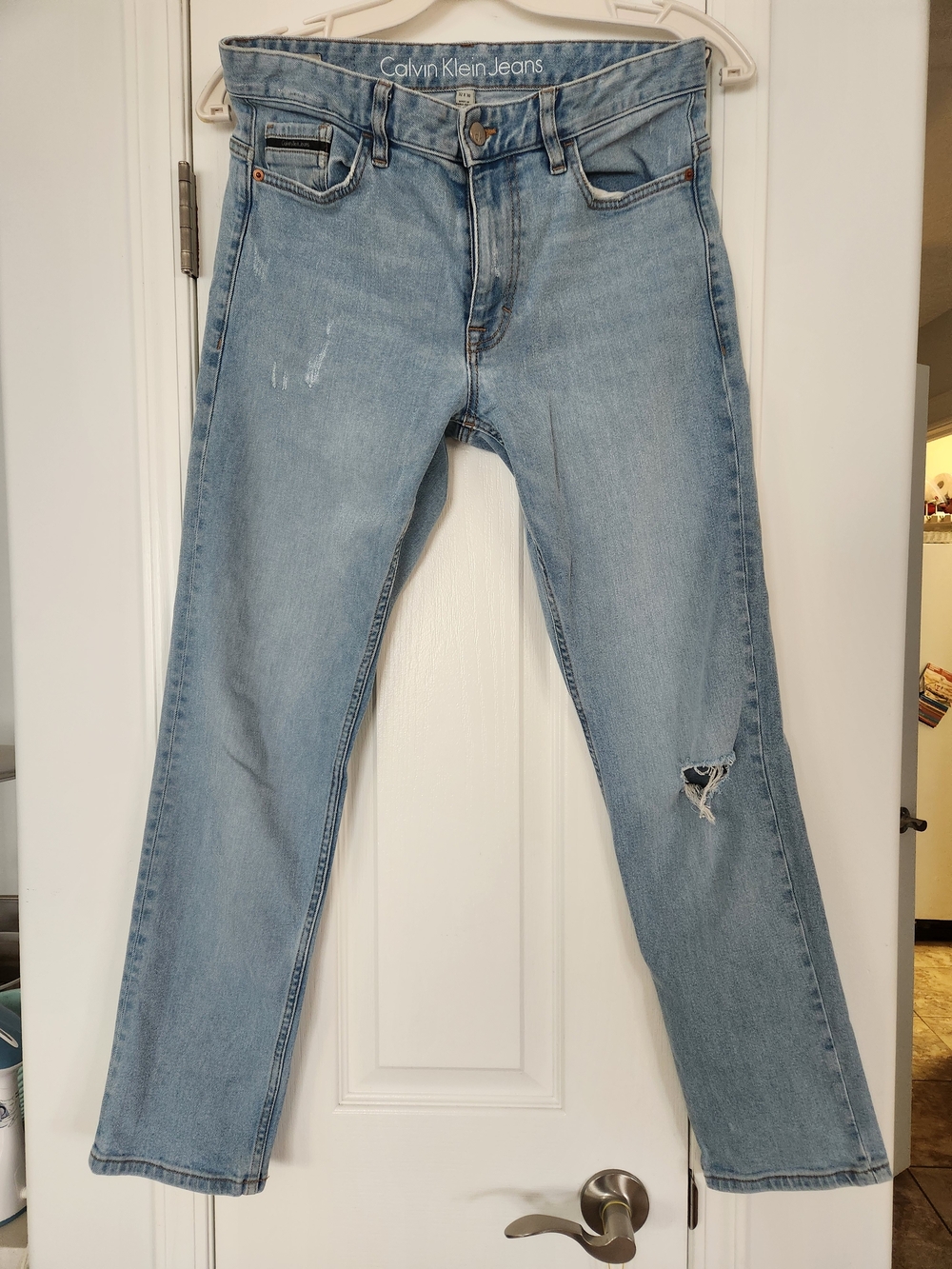 Calvin Klein Womens Slim Light Distressed Jeans Size 32×30